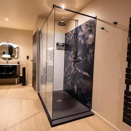 Panzió Les De Sonia Et Eric Couvains (Manche)